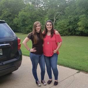 Meet your Posher, Cynthia